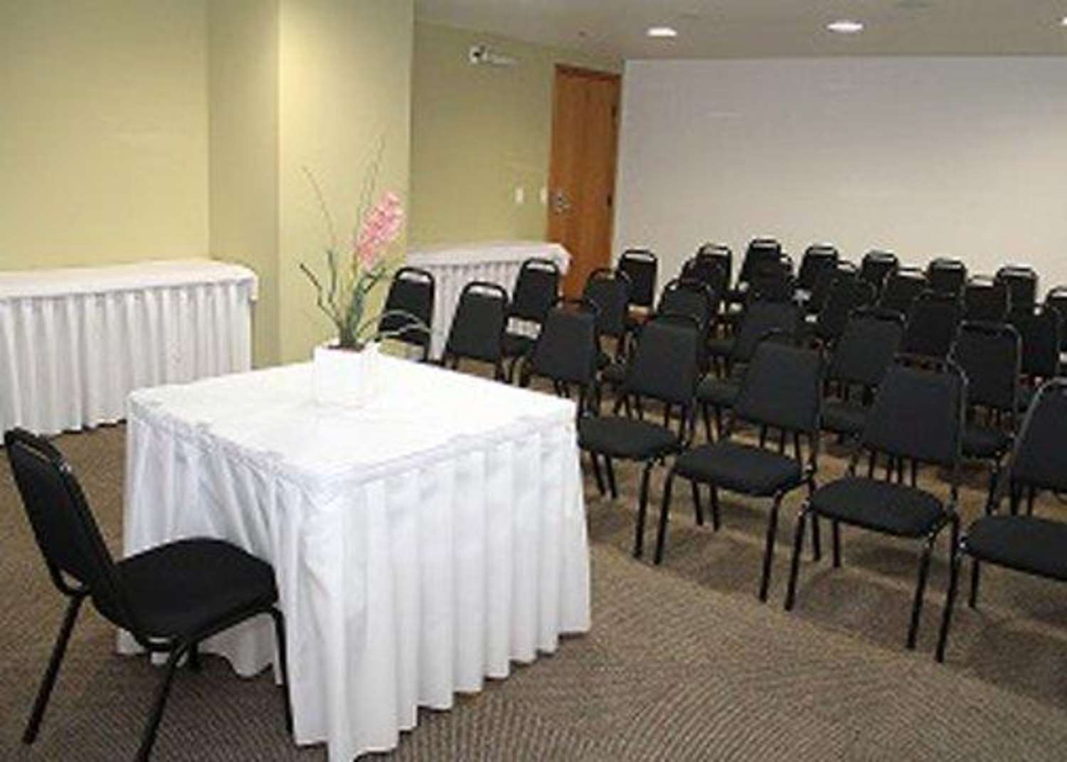 Comfort Hotel Joinville 13/14