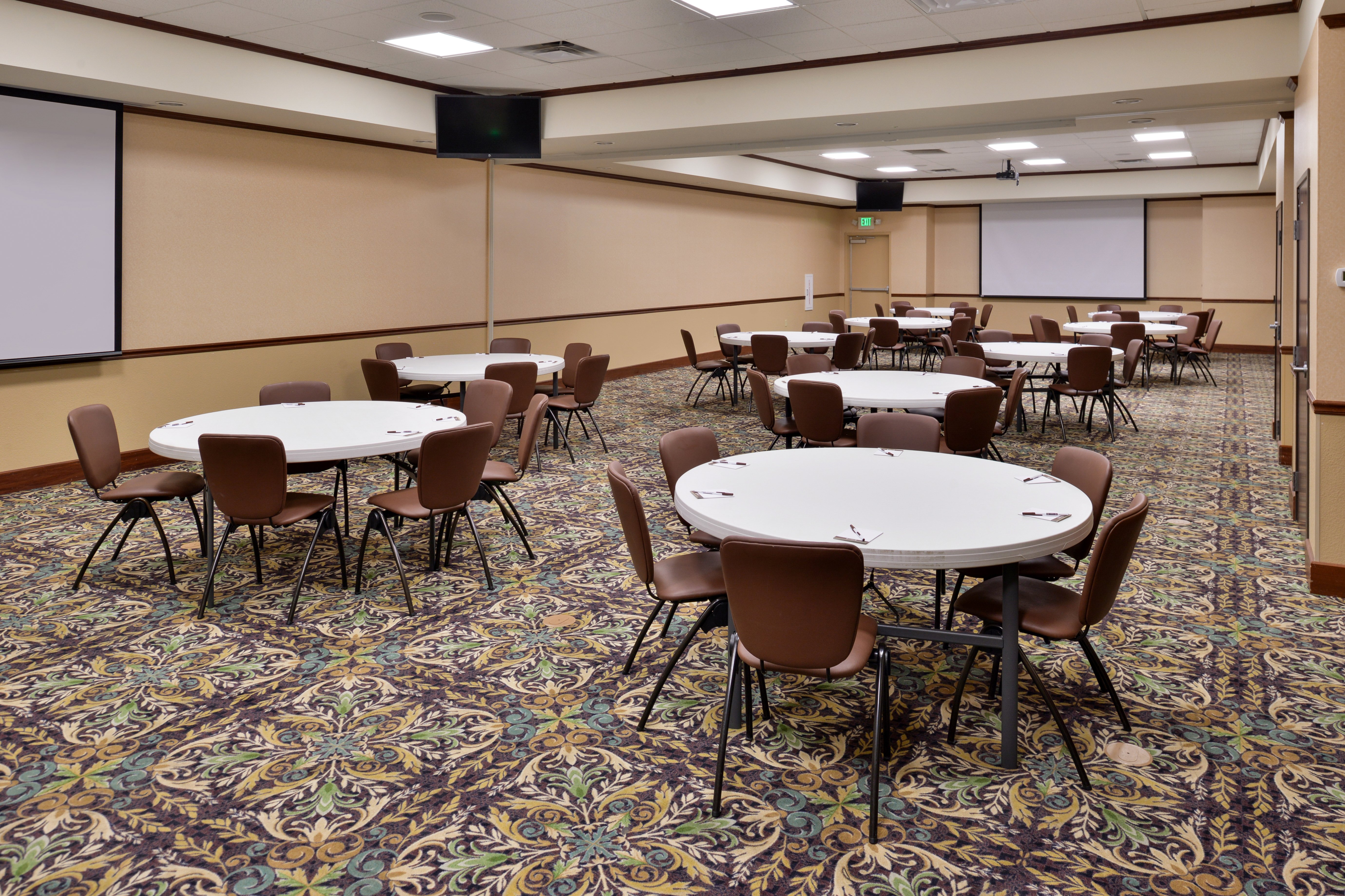 Staybridge Suites Albuquerque North 72/78