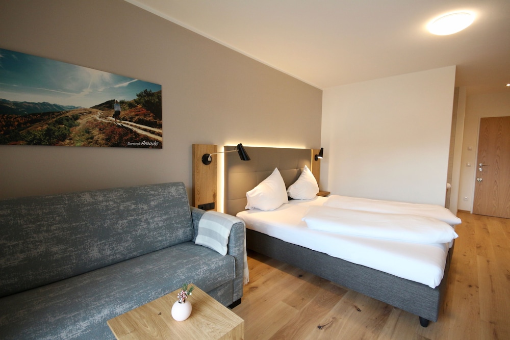 LANDHOTEL LAUDERSBACH 8/71