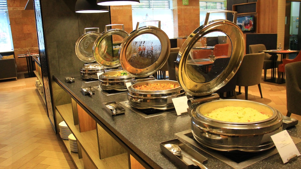 Novotel Jakarta Mangga Dua Square 26/71