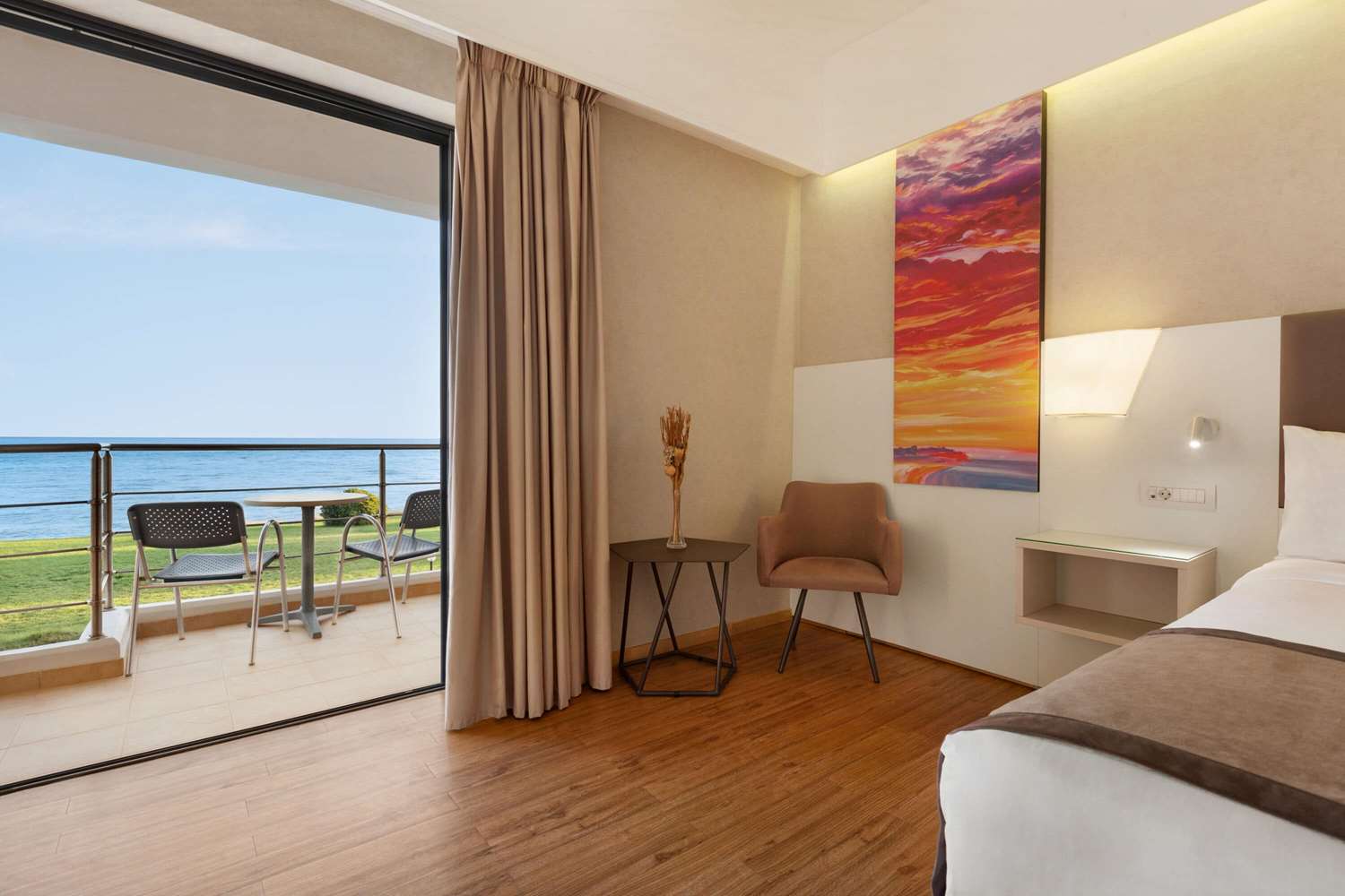 Ramada Plaza by Wyndham Thraki 19/49