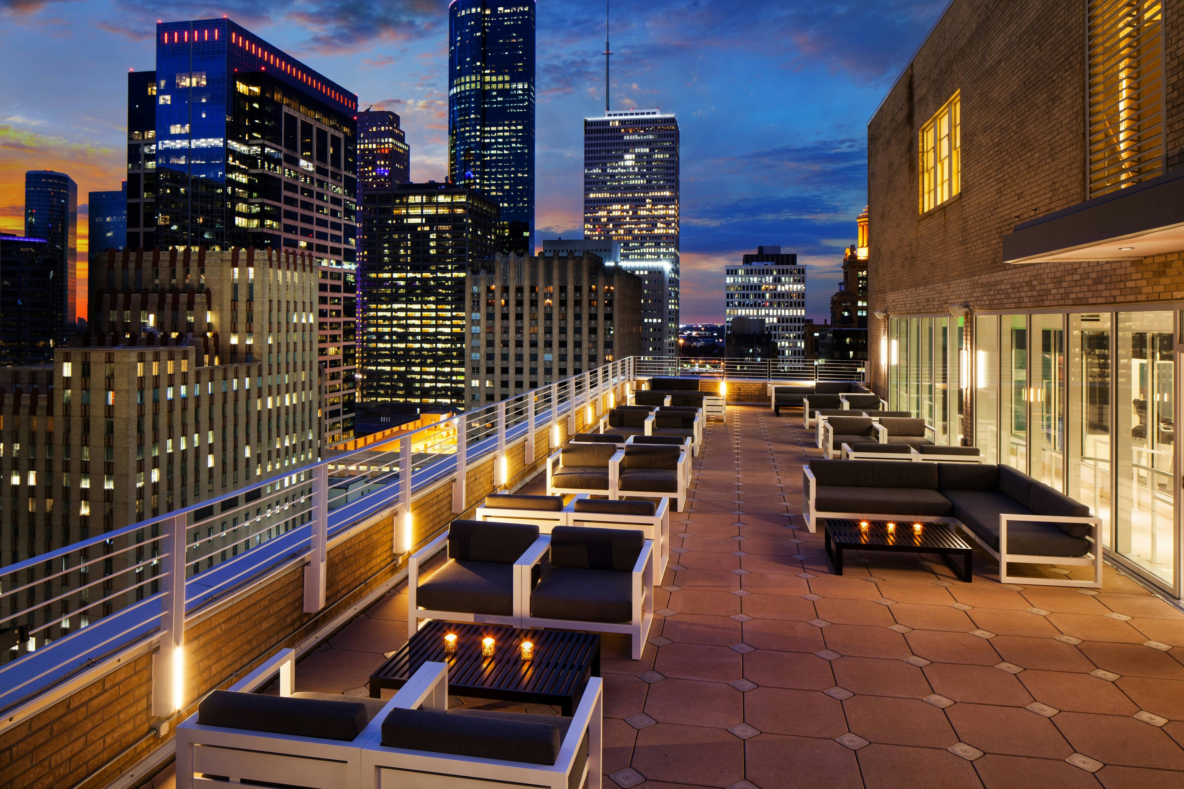 Le Meridien Houston Downtown 15/16