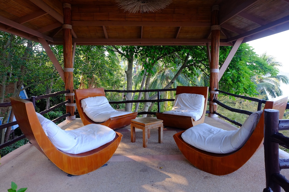 KOH TAO HILLSIDE RESORT 47/66