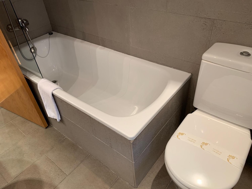 Aparthotel Siente Boi Spa Ex Augusta 24/74