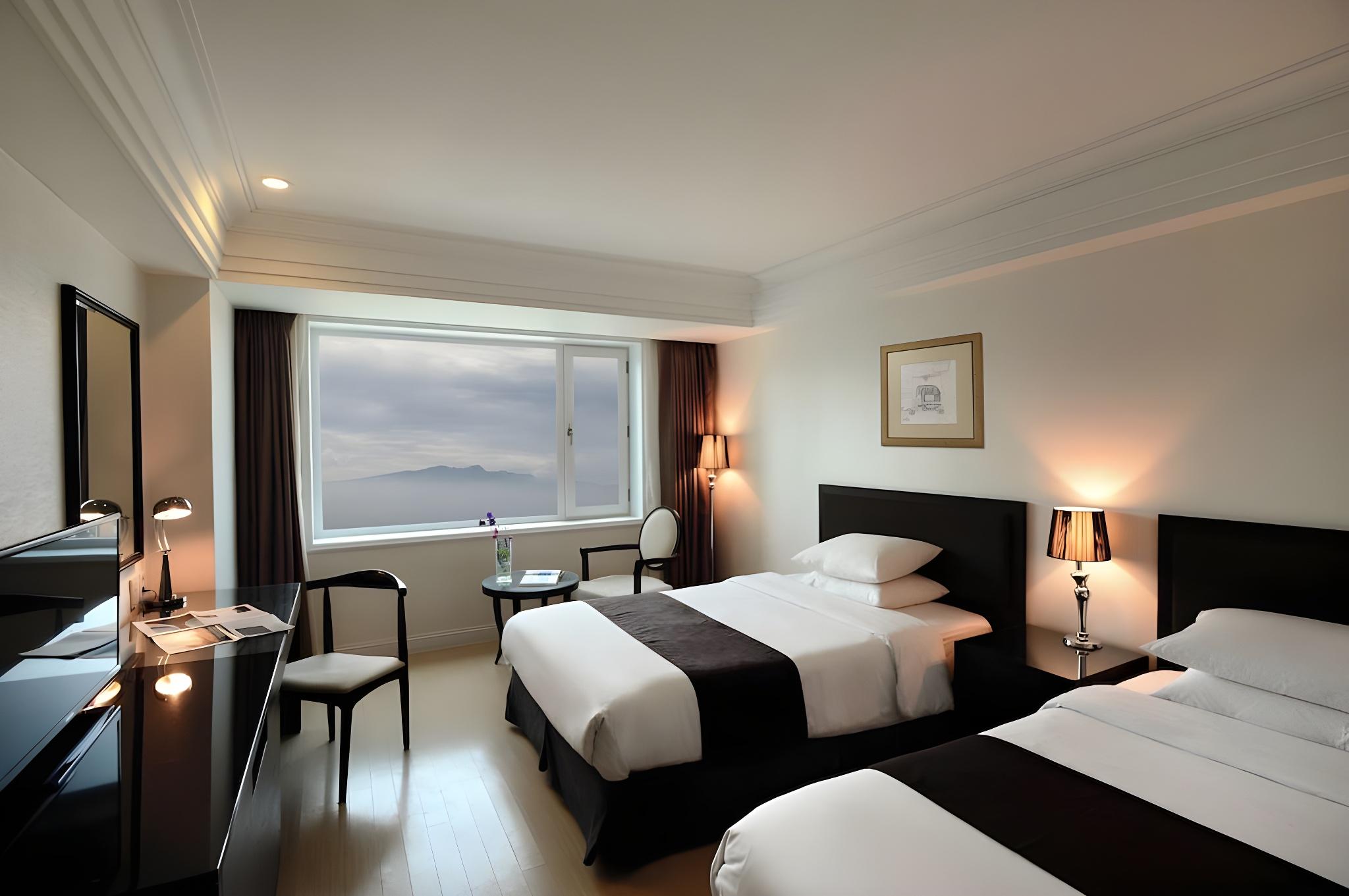 Room Assigned on Arrival, Twin Beds, Semi Double or Twin Bed, Low Floor