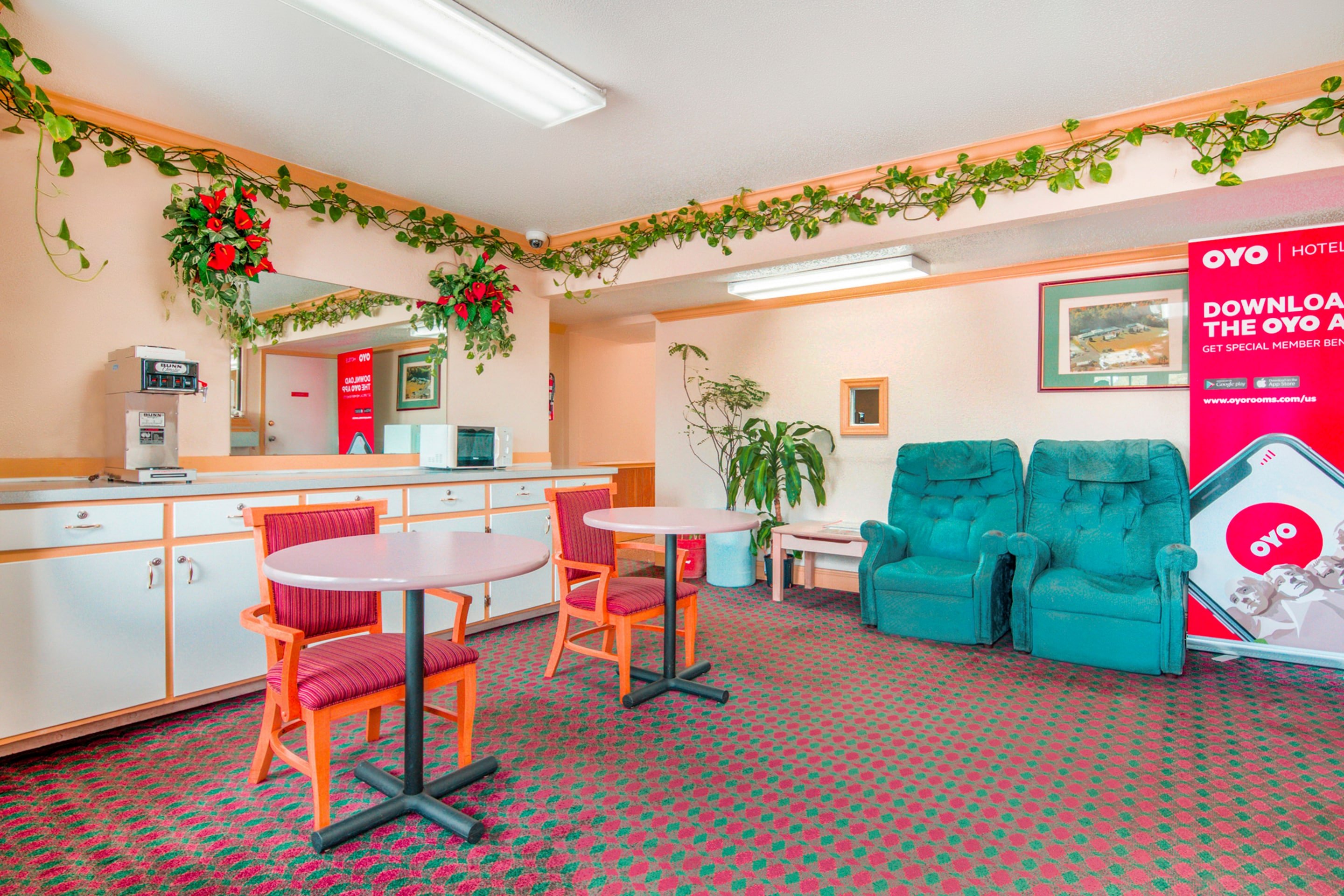 OYO Hotel Durham West Hills 30/36