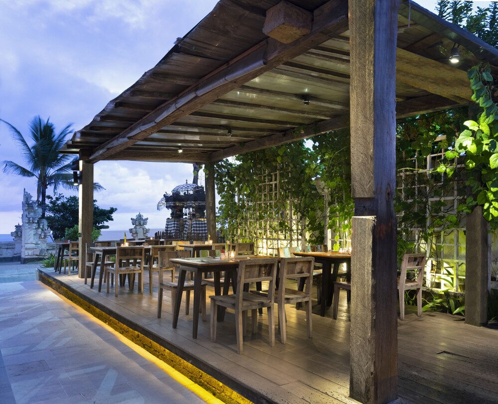 The Bandha Hotel & Suites 97/107