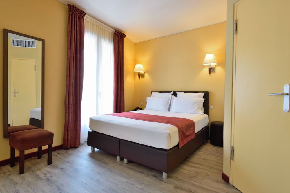 Hotel Capitole 8/53