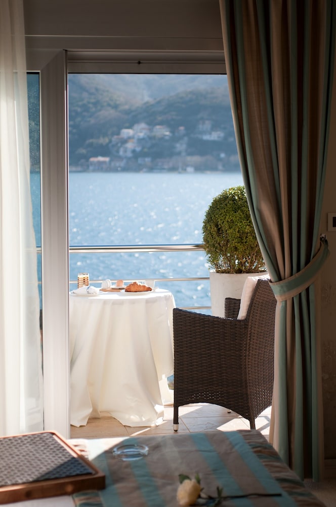 HOTEL CASA DEL MARE CAPITANO 25/66