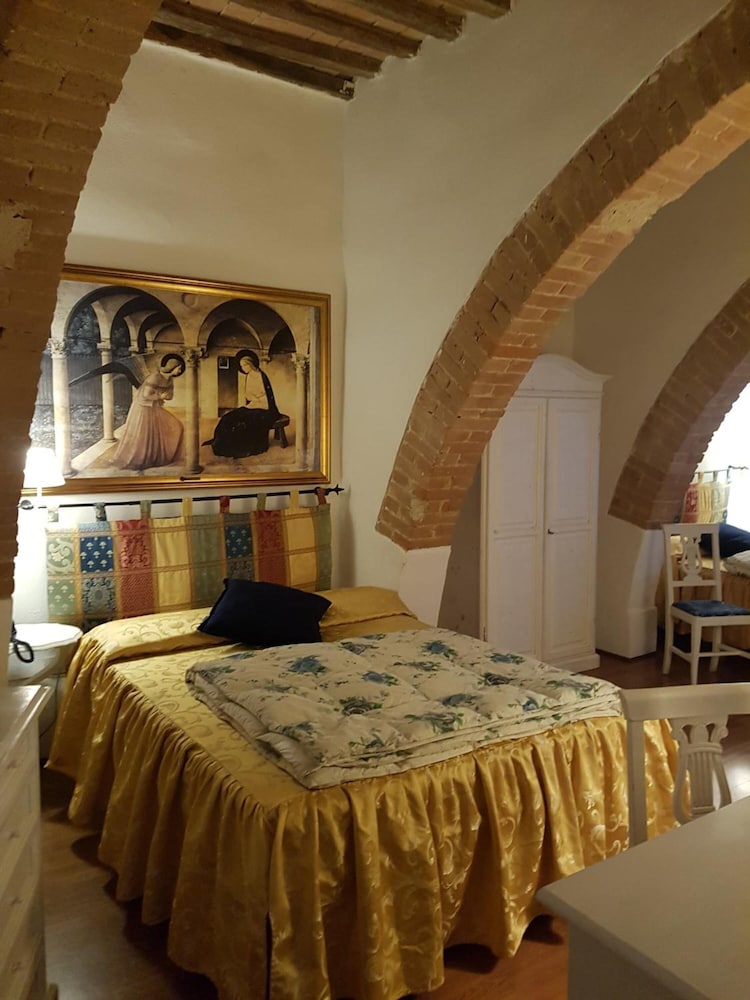 IL CASATO RESIDENCE 11/54