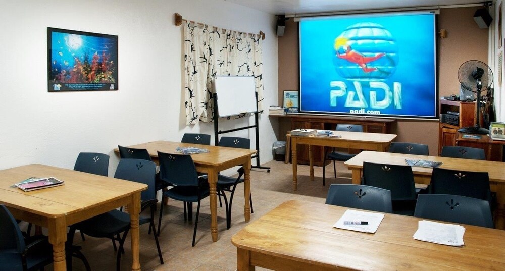 Easy Diving And Beach Resort 42/60