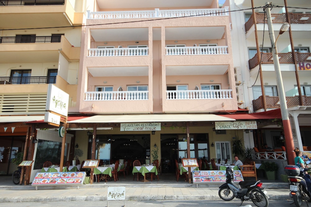 BIRAIS BEACH STUDIOS 2/70