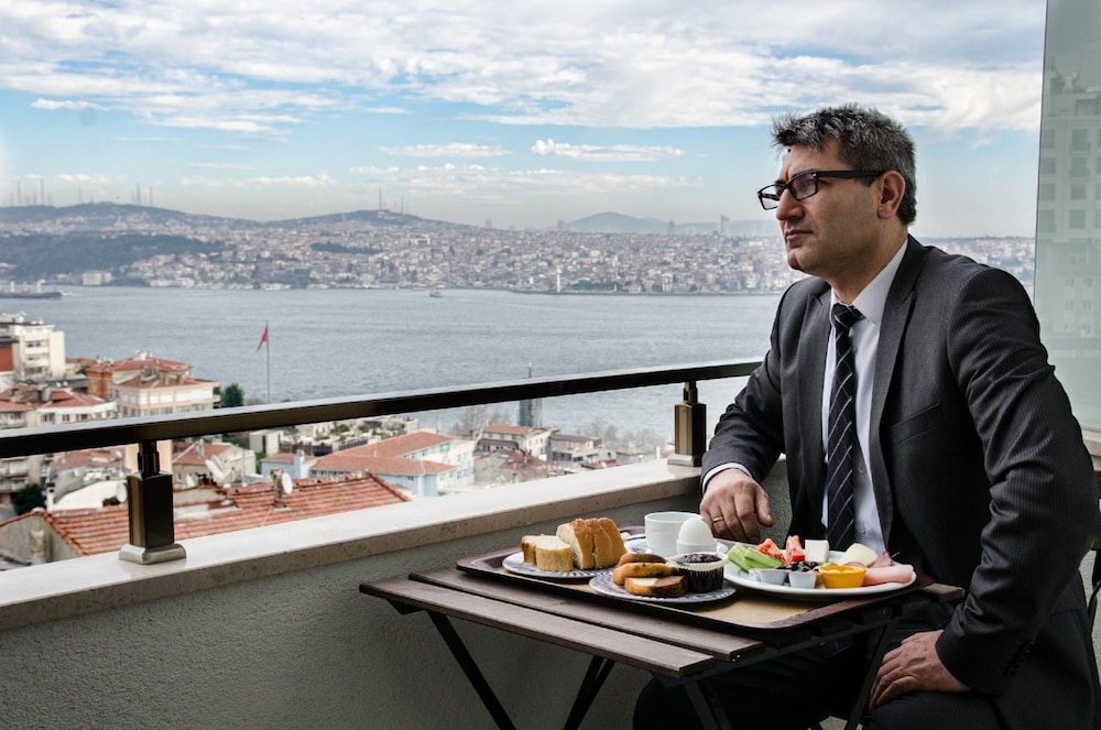 Cihangir Hotel 30/47