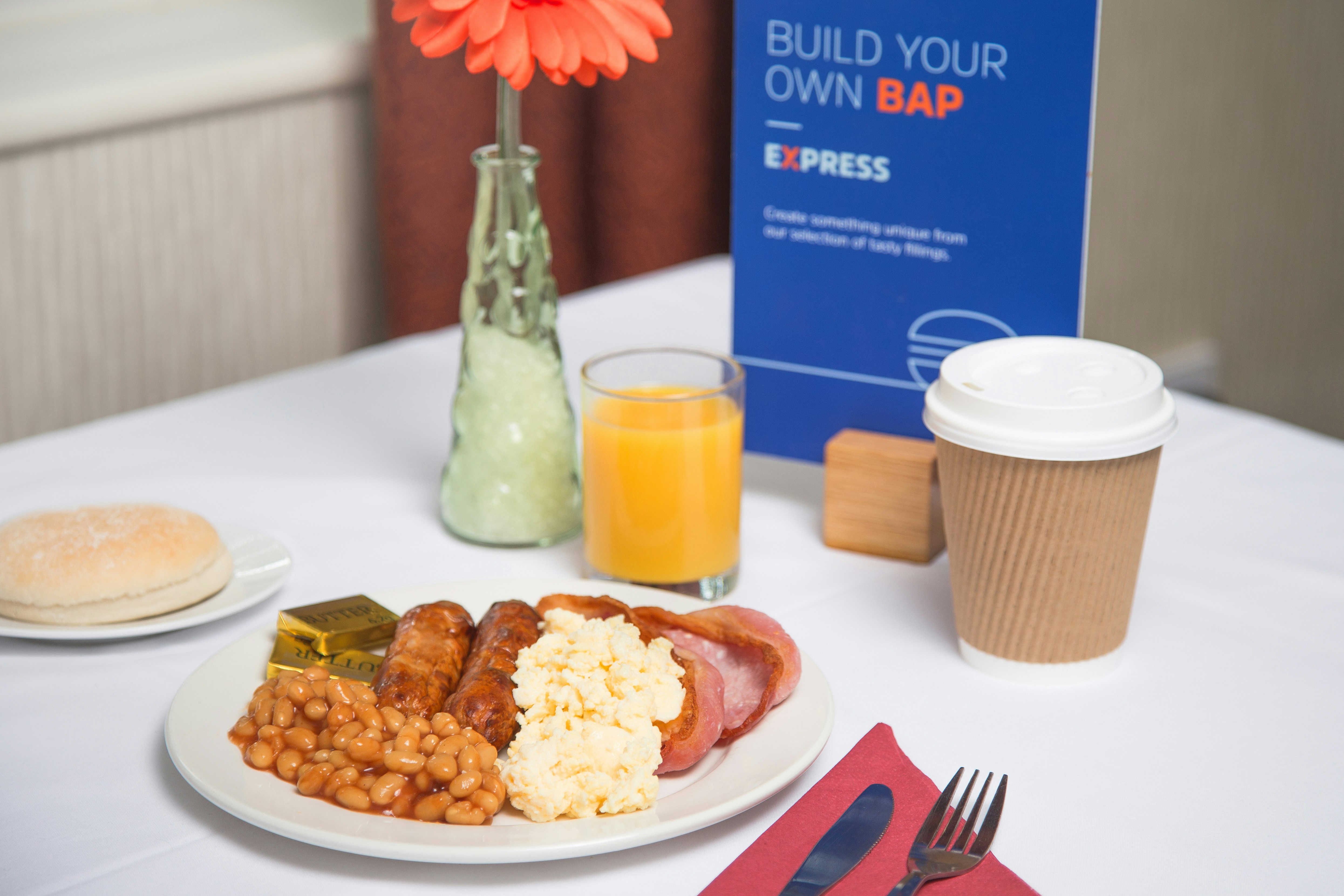 Holiday Inn Express Leeds East 17/32