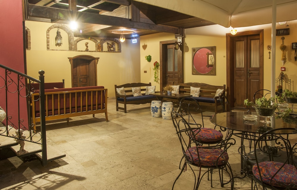 Cankaya Konaklari Boutique Hotel - Special Class 39/44