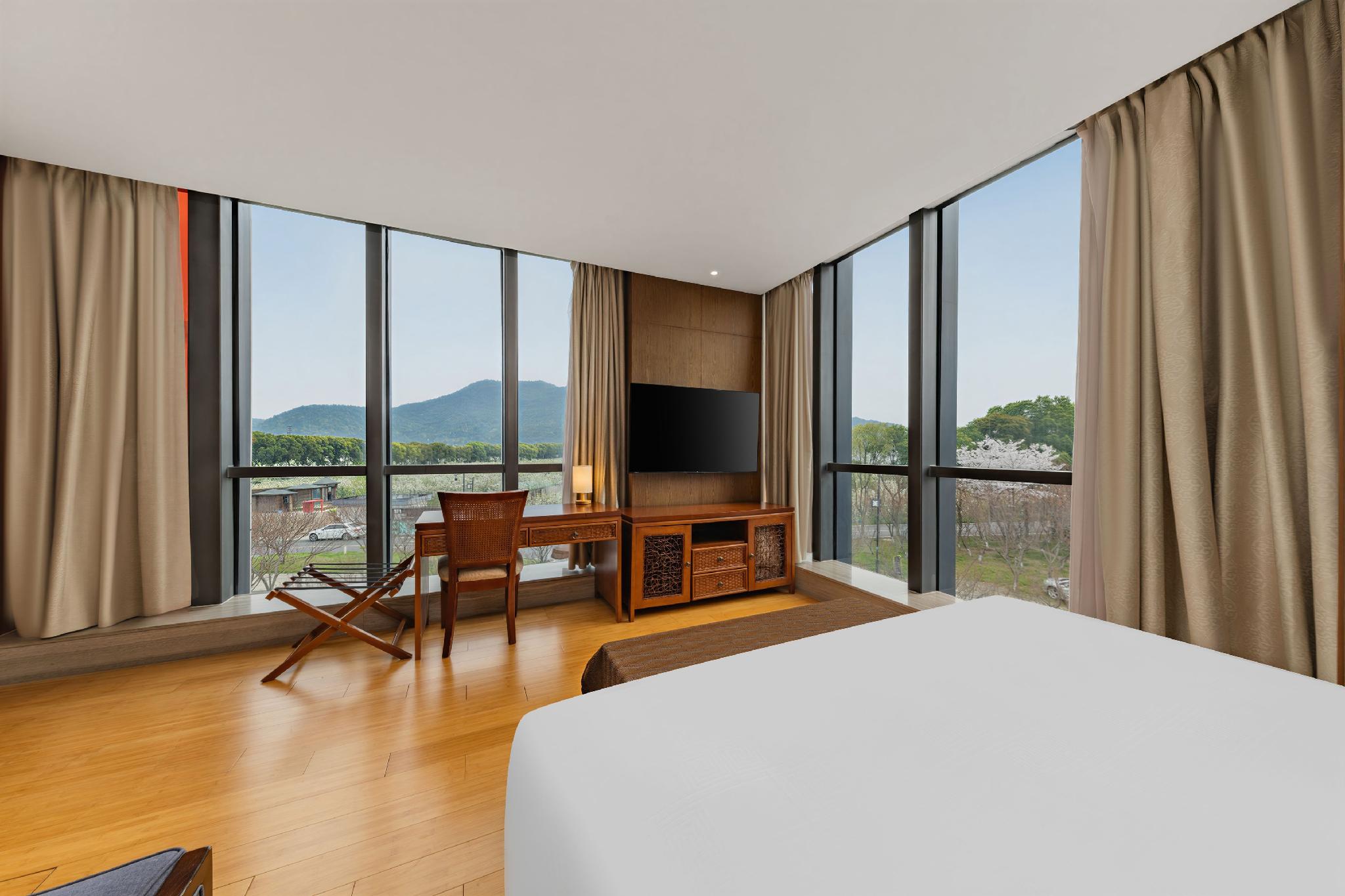 HOTEL SCHOLARS SHUSHAN HOT SPRINGS RESORT 13/35