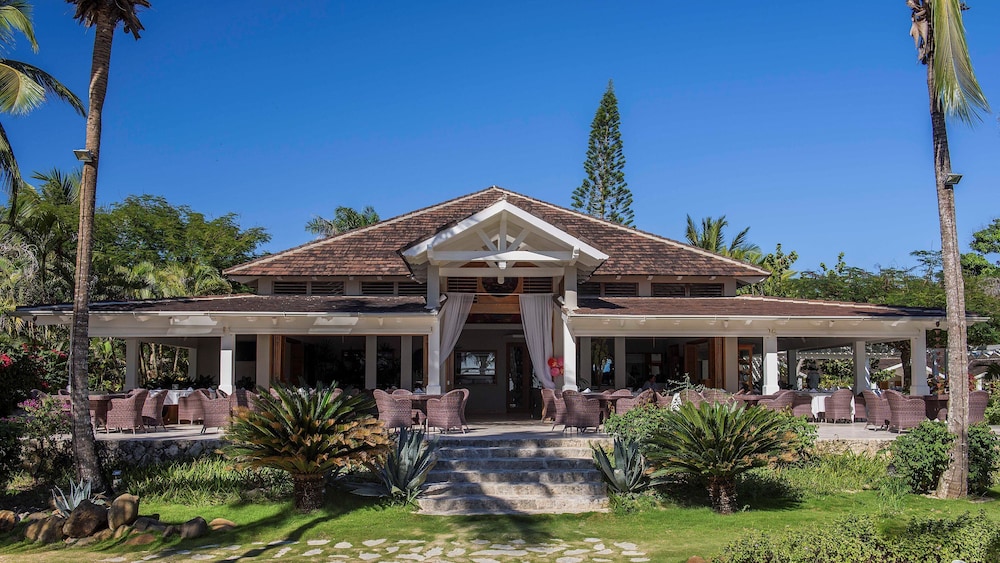 Tracadero Beach Resort 6/77