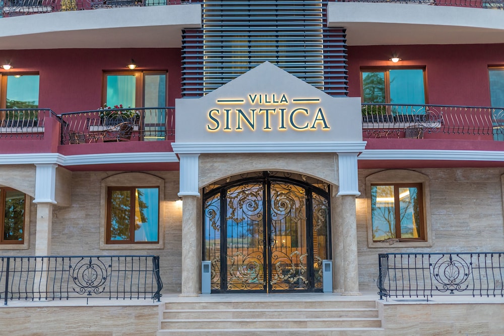 Villa Sintica 4/50
