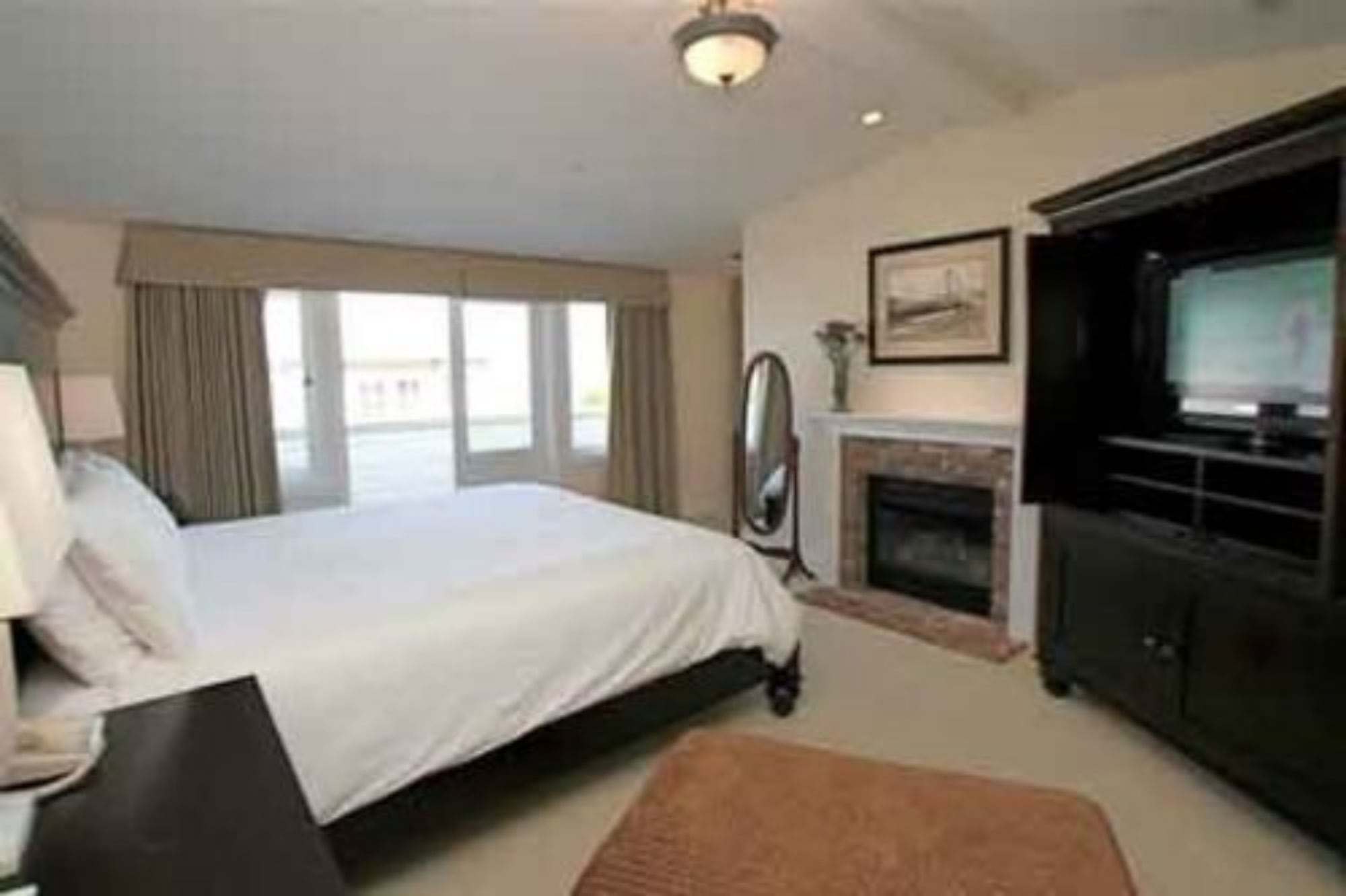 King Bed