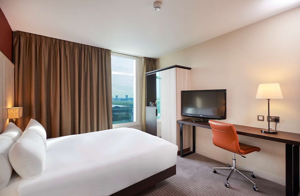 Doubletree By Hilton London Excel 30/78