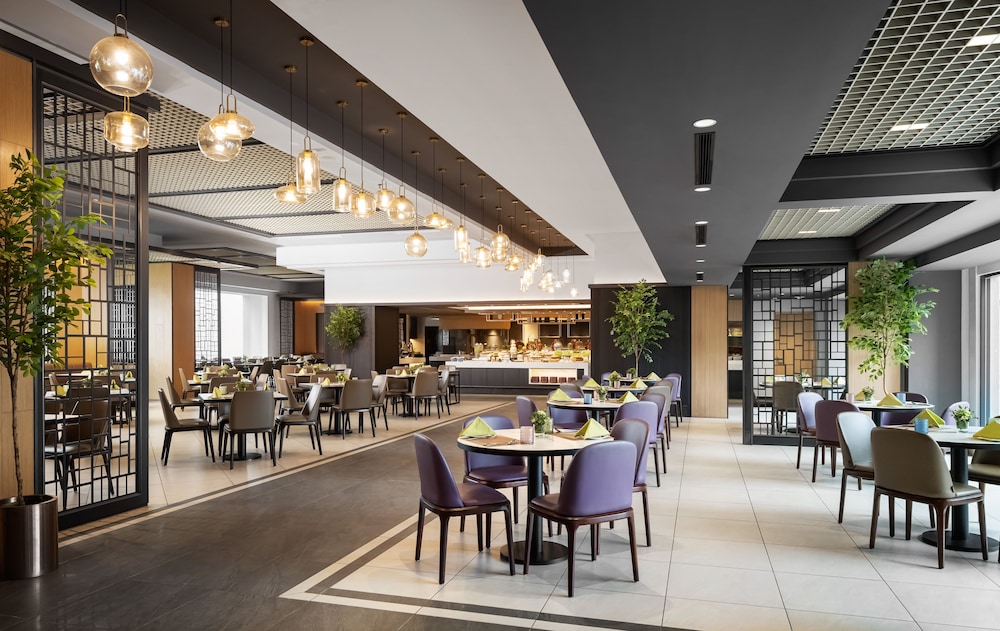 G Hotel Gurney 44/60