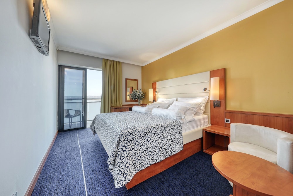 Ilirija Hotel 24/53