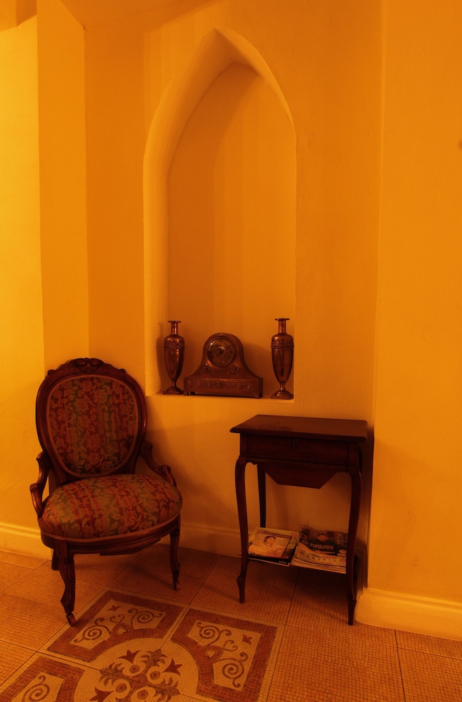 Le Luxe Boutique Hotel 50/56