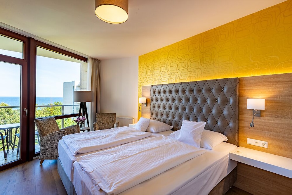 Cliff Hotel Rugen Resort Spa 9/72