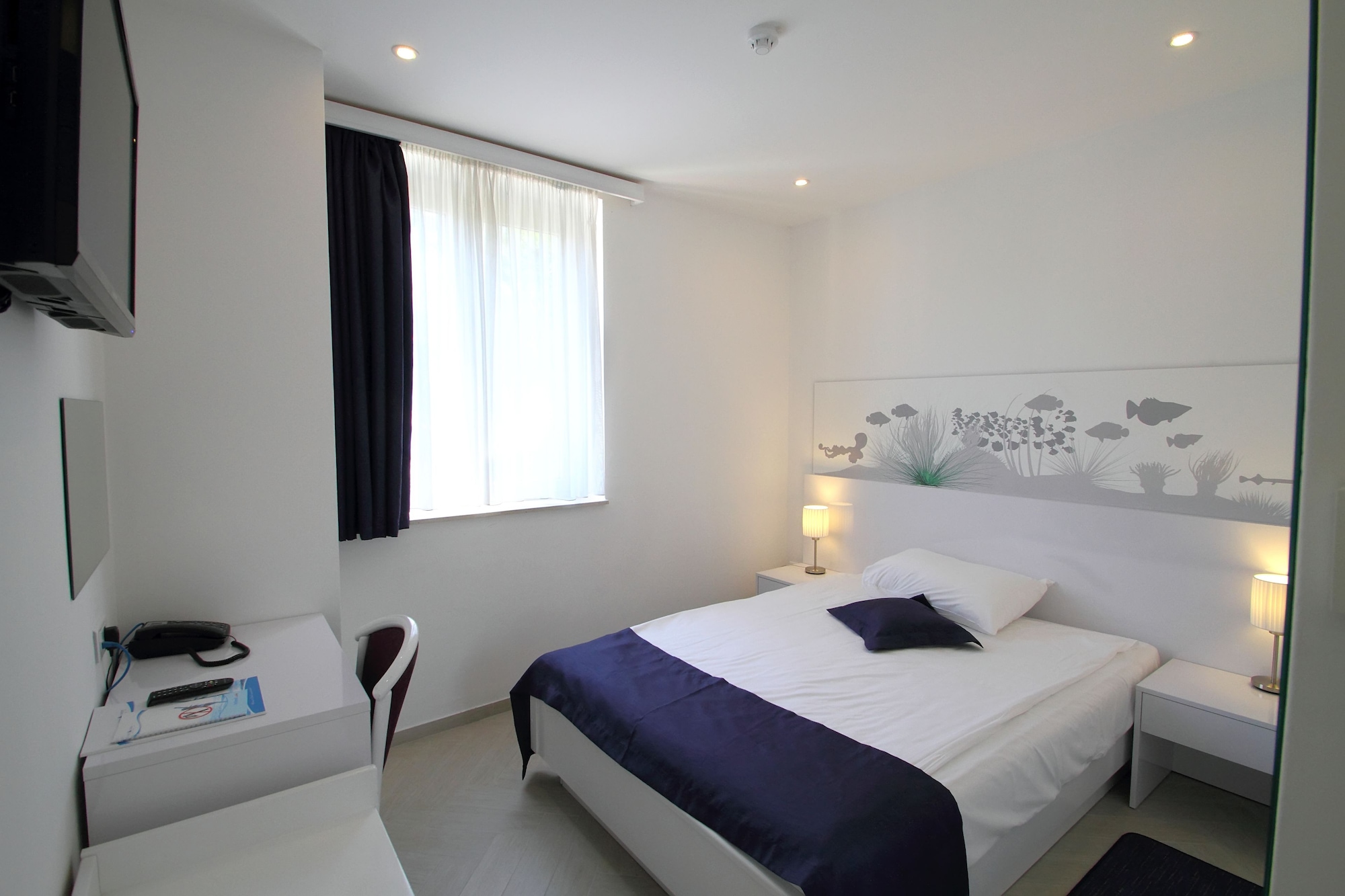 غرفة كلاسيكية مفردة بسرير مزدوج، Hotel Cavtat 2/8