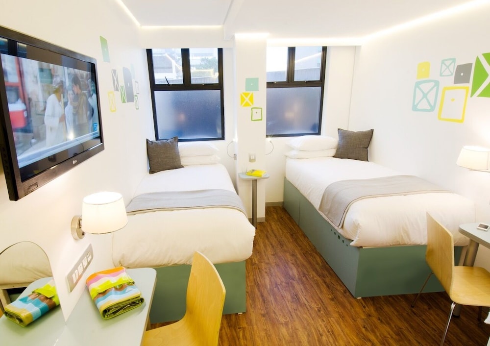 Bannister Hotel 14/50