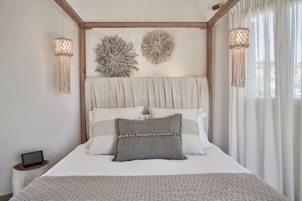 Volcano Luxury Suites Milos 18/50