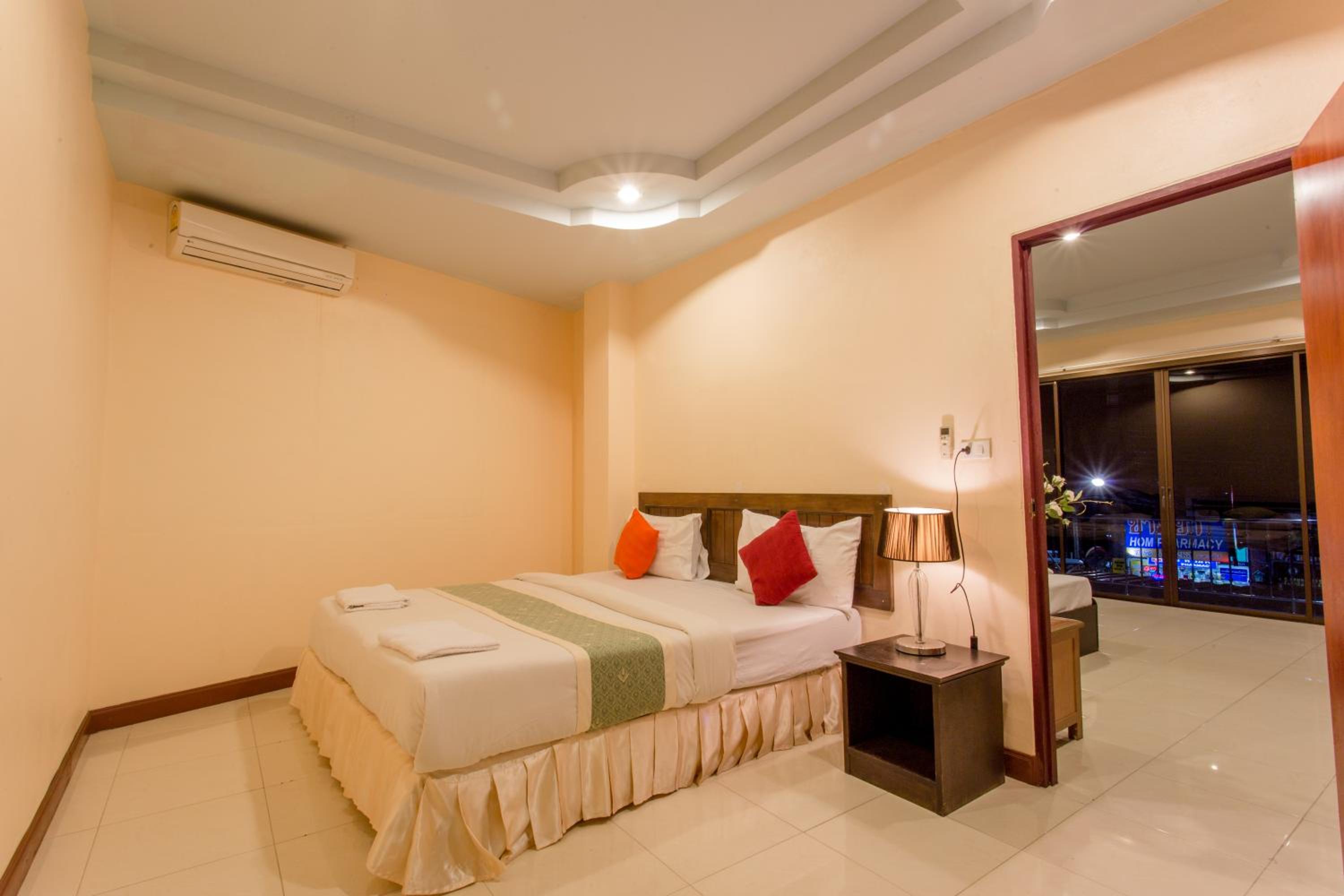 Surin Sunset Hotel 17/55