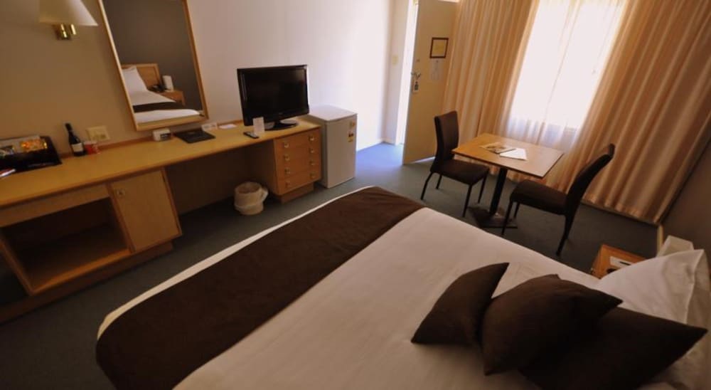 Hospitality Esperance, SureStay Collection by Best Western 33/74