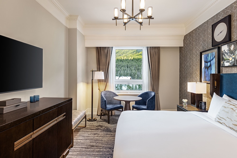 FAIRMONT, 2 DOUBLE BEDS