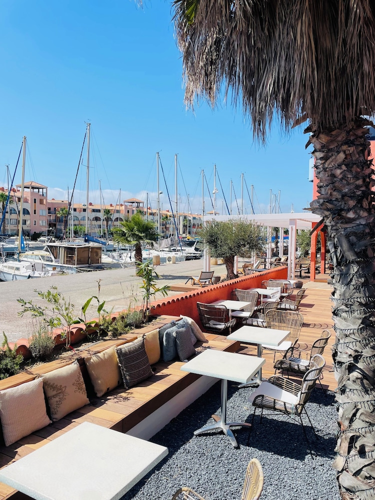 Hotel des 2 golfs 45/50