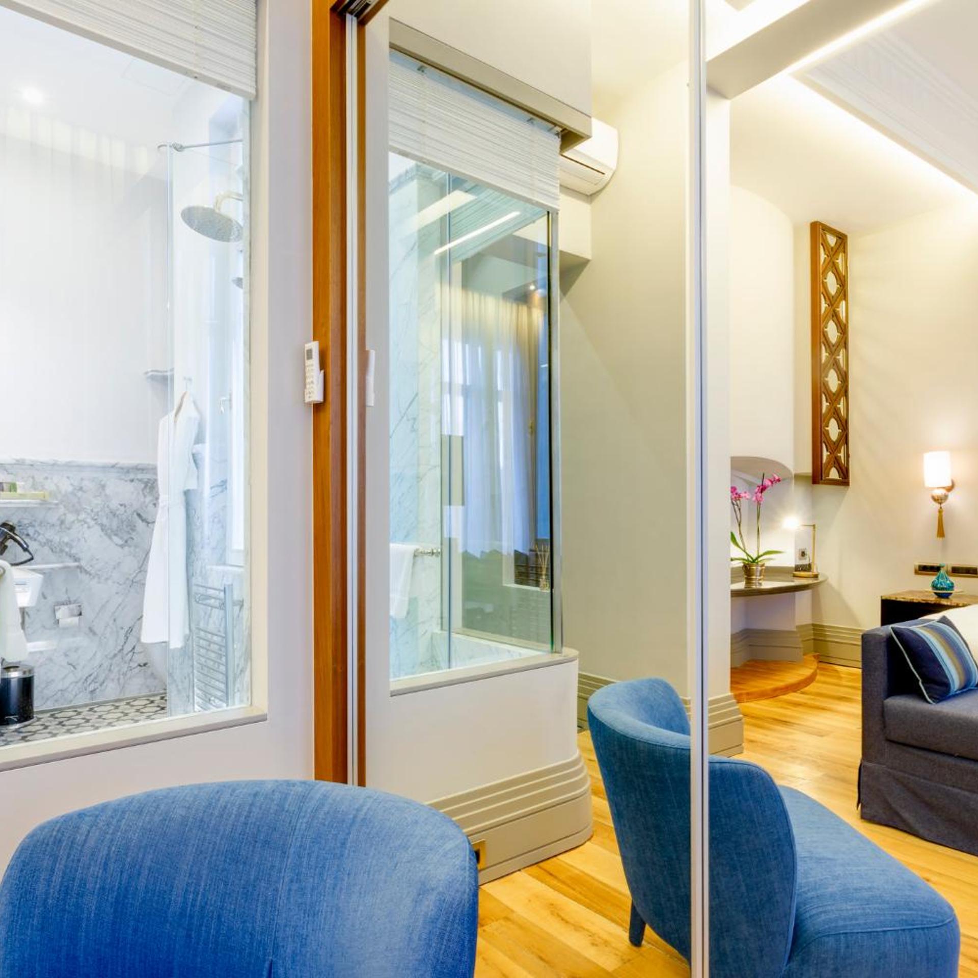 غرفة سوبيريور بإطلالة على الحديقة، Ravouna 1906 Suites - Special Class Adults Only 6/6