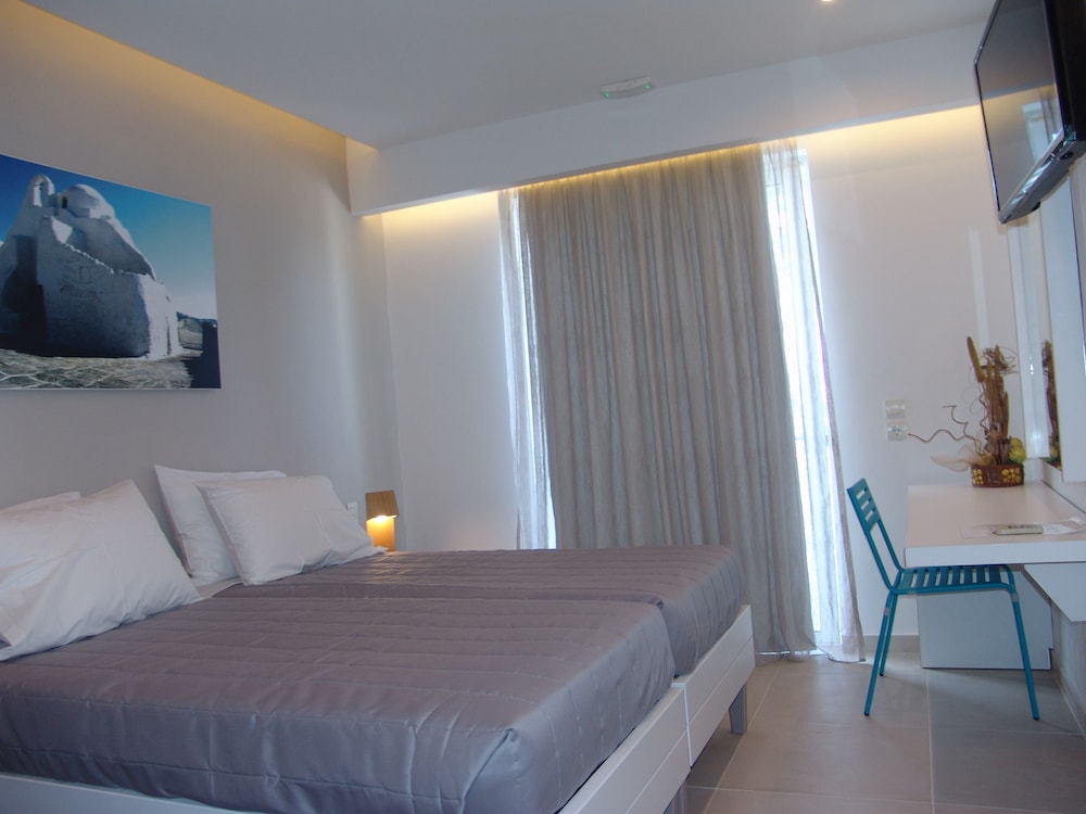 Irina Beach Hotel 21/68