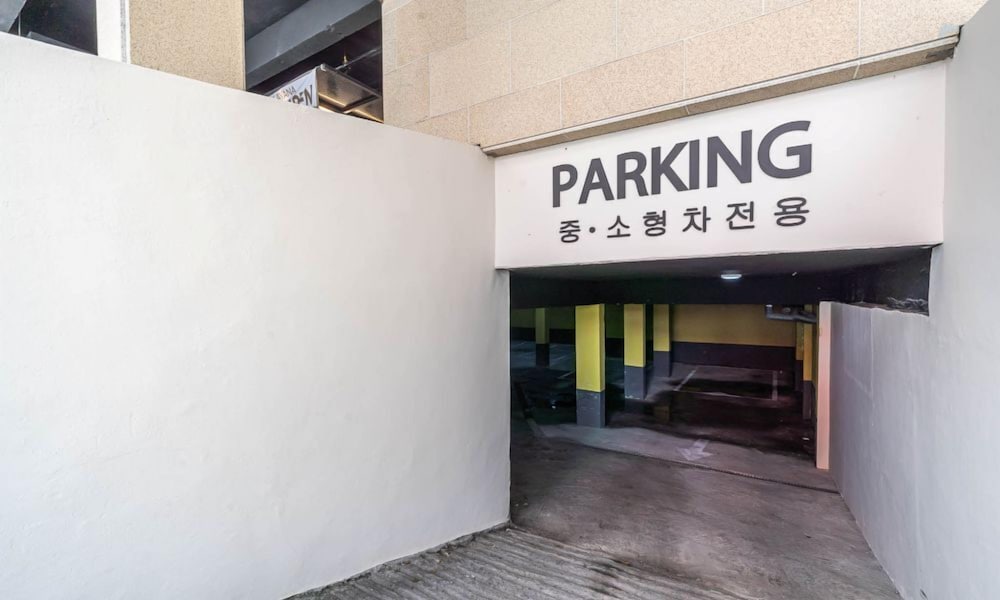 Sintanjin Hotel Box Daejeon 1/50
