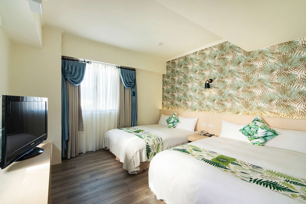 Liga Hotel 12/61