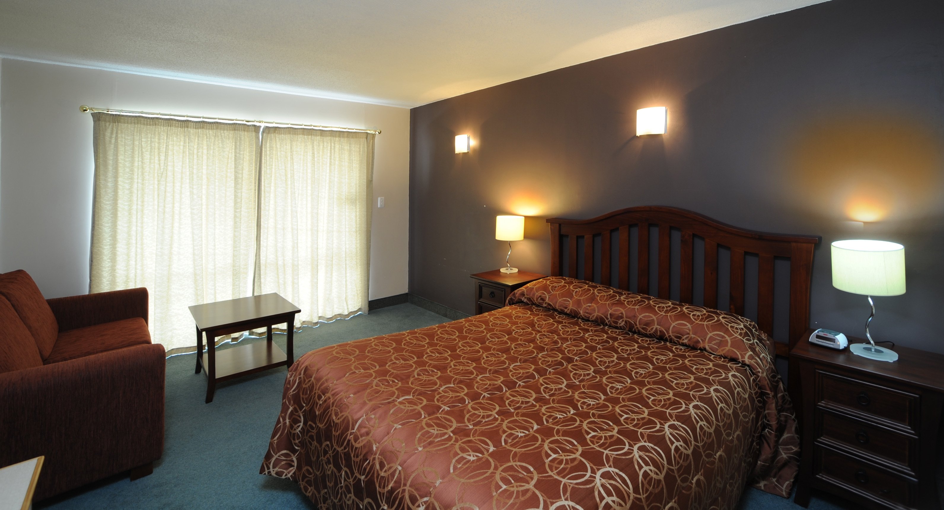 ASCOT EPSOM MOTEL 9/36