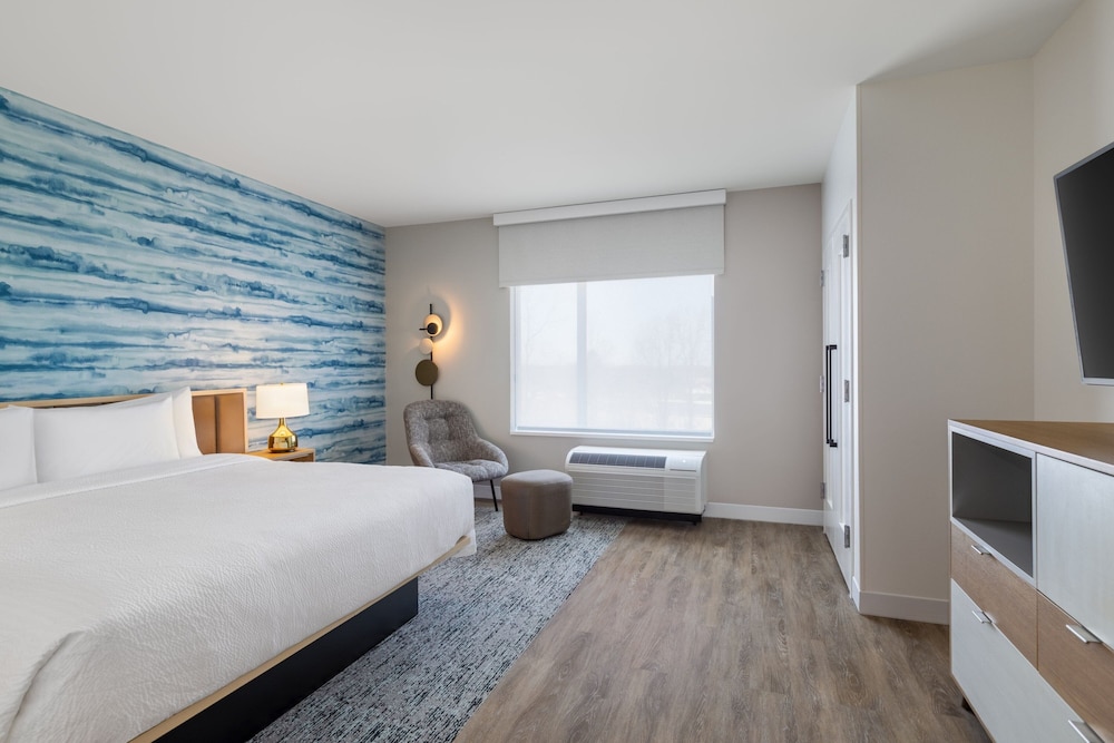 Towneplace Suites By Marriott Geneva 12/40