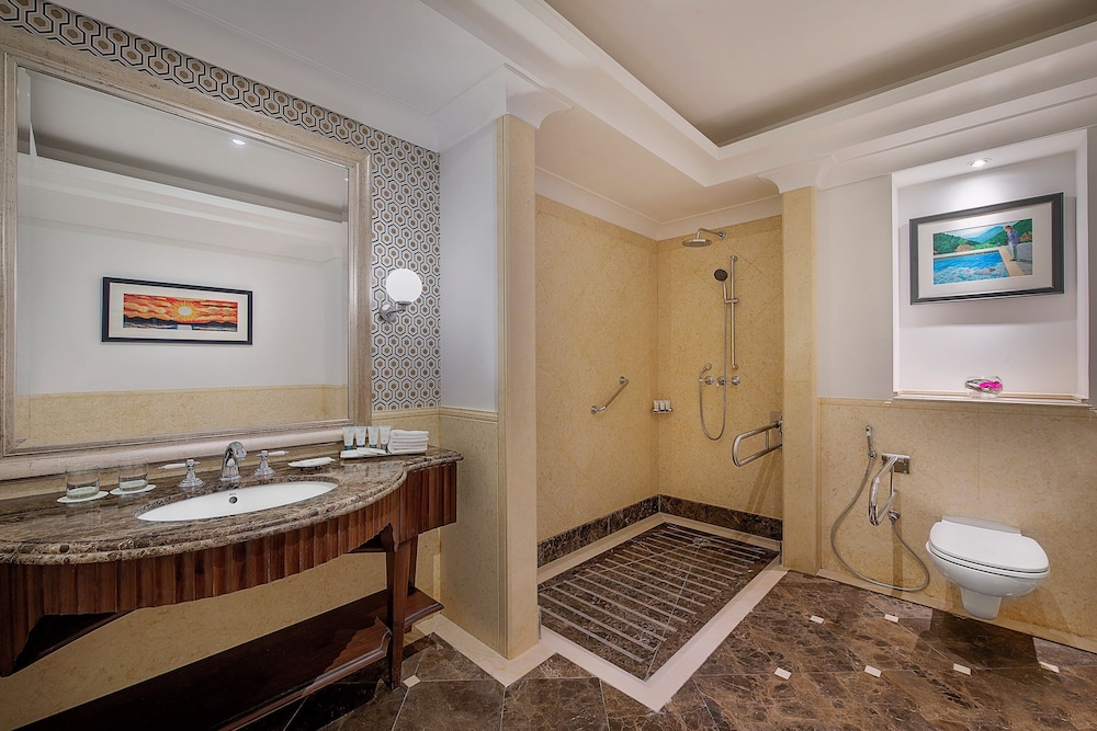 The Westin Dubai Mina Seyahi Beach Resort & Marina 25/81