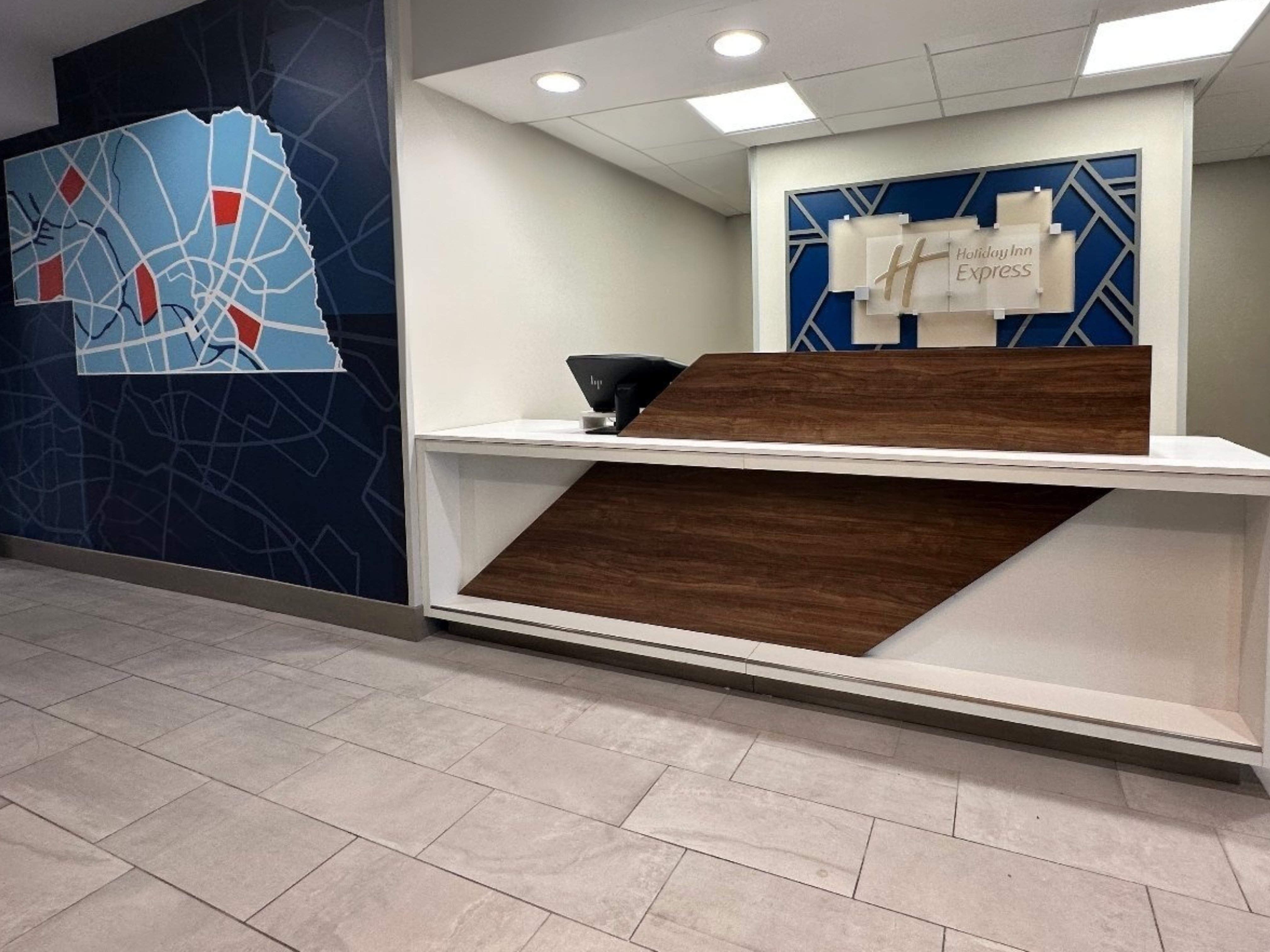 Holiday Inn Express Kearney 11/72