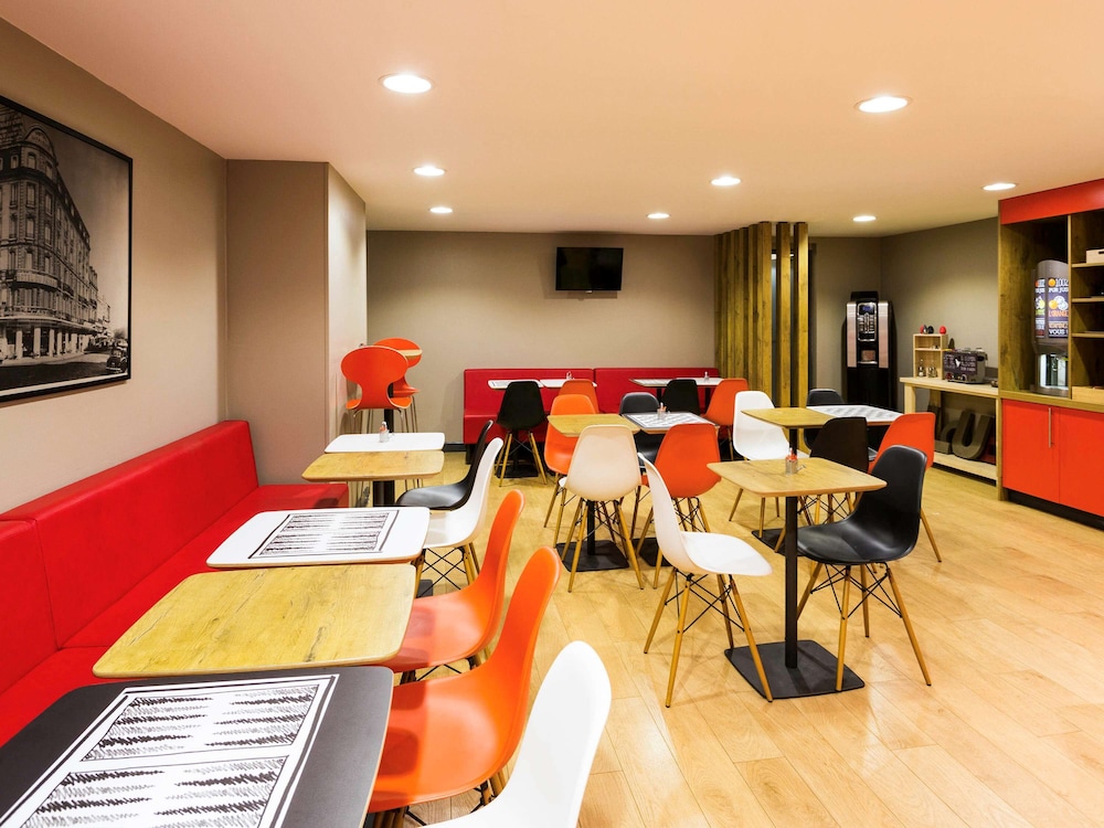 restaurant-cafeteria