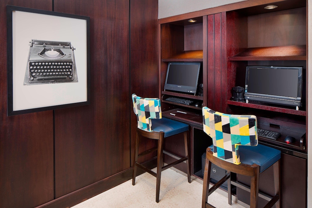 Residence Inn San Diego Downtown Gaslamp Quarter 39/49