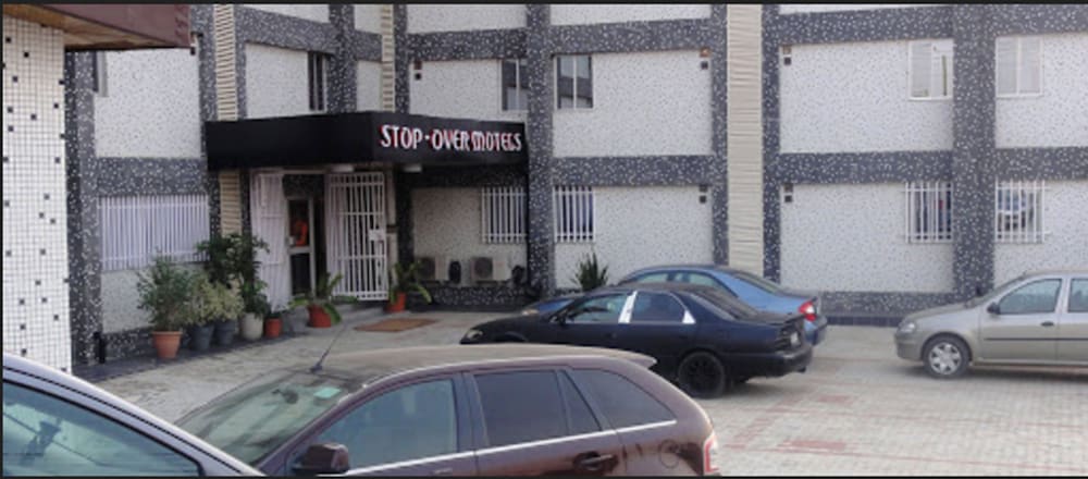 Stop Over Motels 5/58