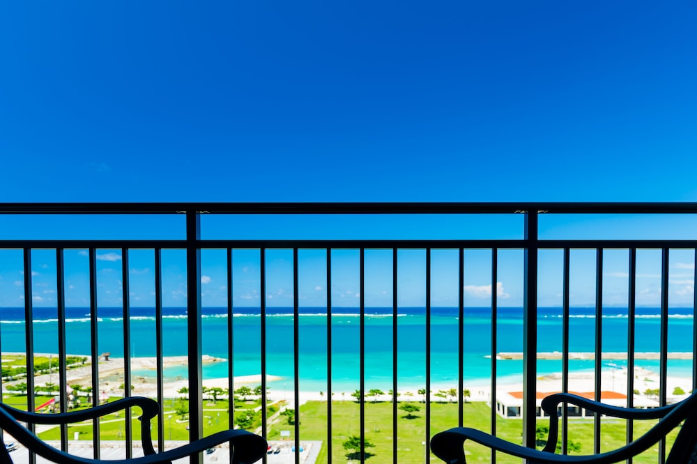 Southern Beach Hotel and Resort Okinawa 32/74
