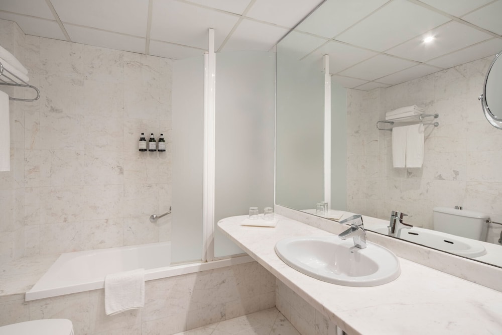 Nh Barcelona Entenza Hotel 43/47