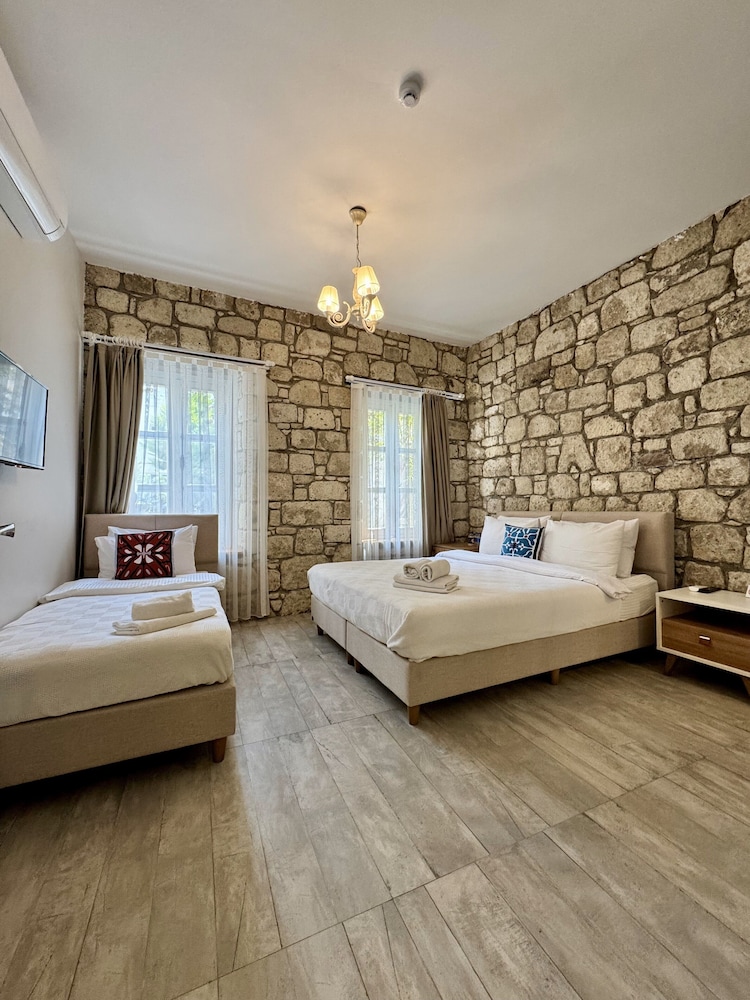 Sultys Alacati 22/50