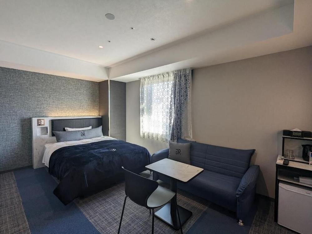 Universal, Double Bed, Sofa
